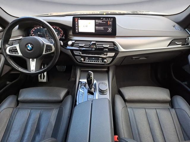 BMW 550 550i Sedan xDrive