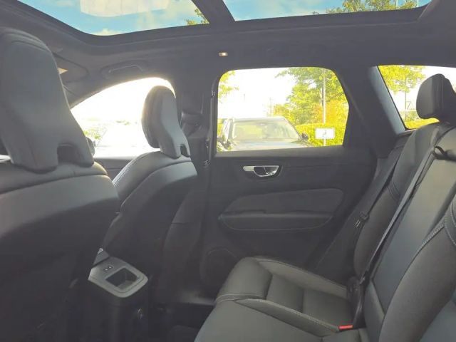 Volvo XC60 AWD Plus T6