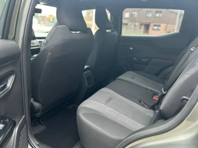 Toyota Urban Cruiser Teamplayer 61kwh SHZ RFK PDC Apple Car play Key Le