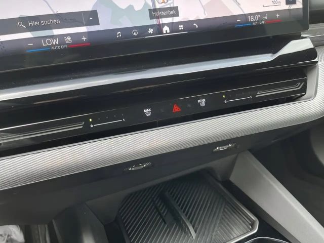 BMW 520 520i M-Sport Sedan