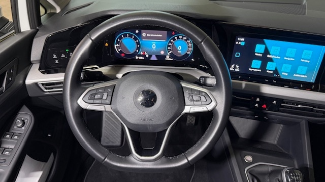 Volkswagen Golf 1.0 TSI Variant