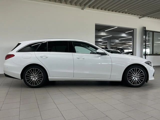 Mercedes-Benz C 200 AVANTGARDE Estate