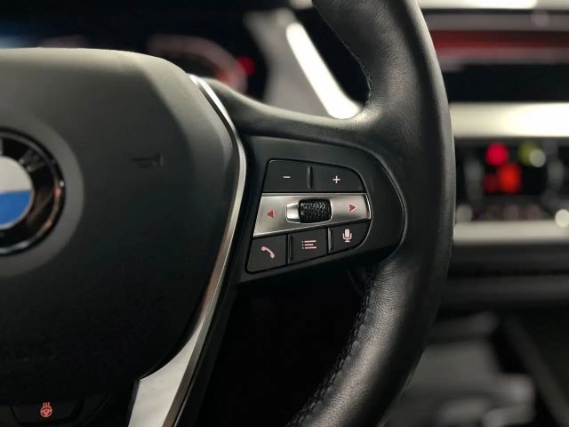 BMW 116 116d Advantage pakket Sedan