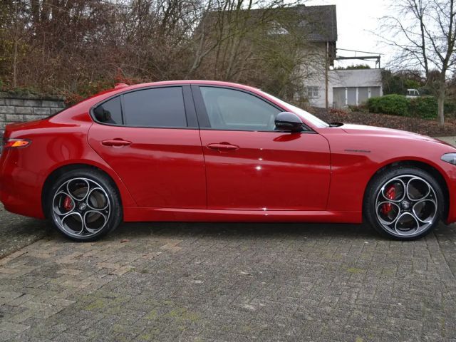Alfa Romeo Giulia Q4