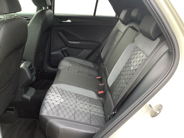 Volkswagen T-Roc 1.5 TSI DSG R-Line