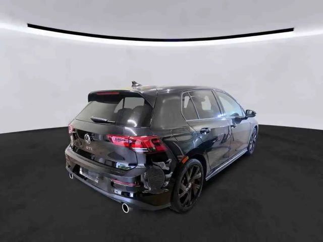 Volkswagen Golf 2.0 TSI DSG GTI