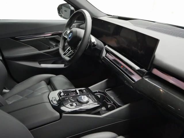 BMW 550 M-Sport Sedan xDrive