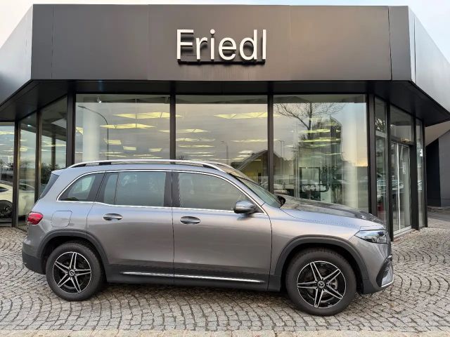 Mercedes-Benz EQB 300 4MATIC AMG Line