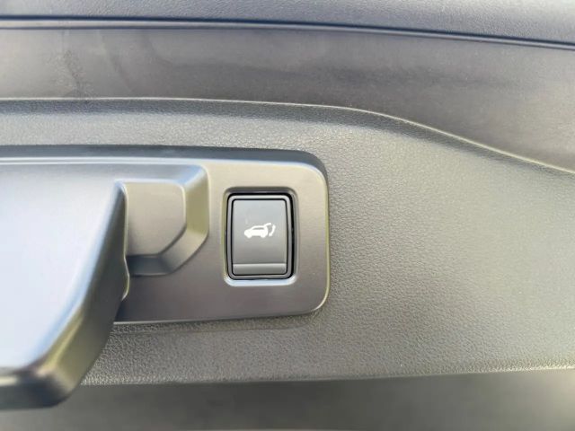 Renault Espace Iconic