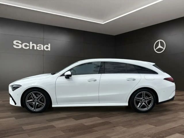 Mercedes-Benz CLA 200 AMG Line