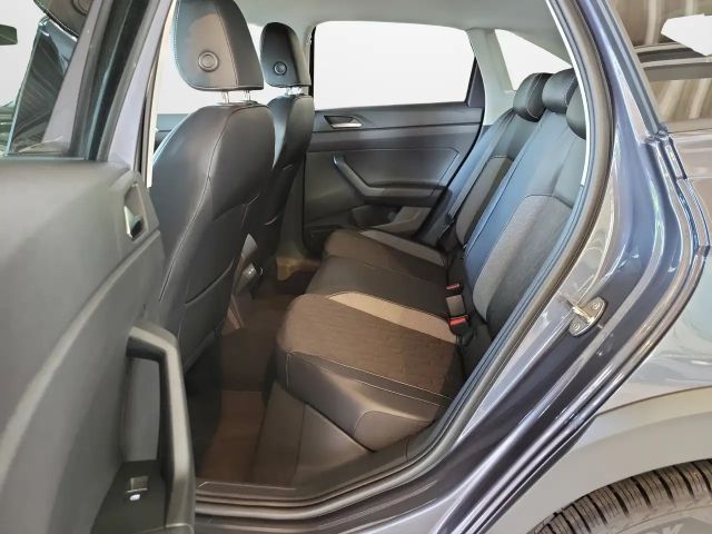 Volkswagen Taigo 1.0 TSI DSG