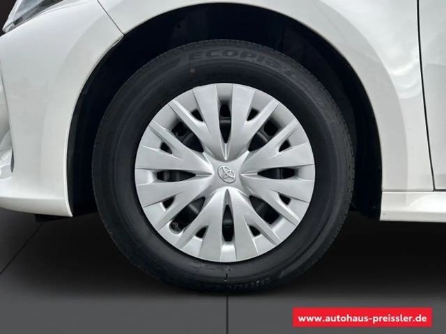 Toyota Yaris Business Hybride