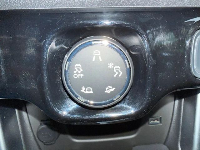 Citroën C3 Aircross 110 PDC/ Kamera/ GJR/ C-Play/ PANO