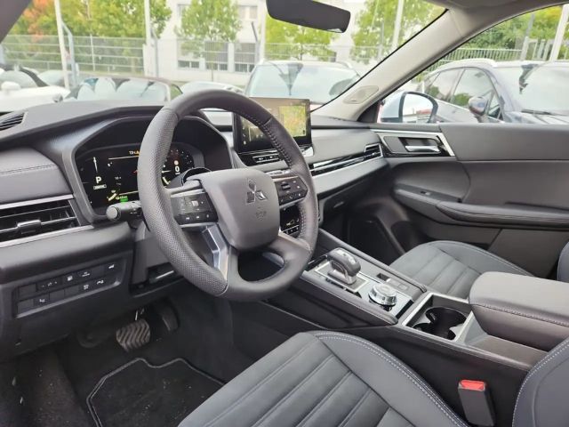 Mitsubishi Outlander 4WD