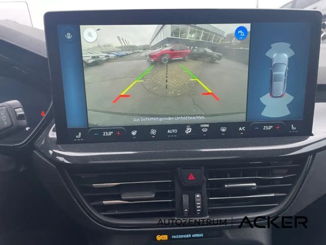 Ford Focus ST Line Wagon