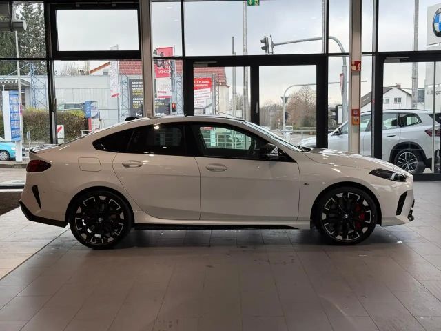 BMW 235 Coupé M-Sport xDrive
