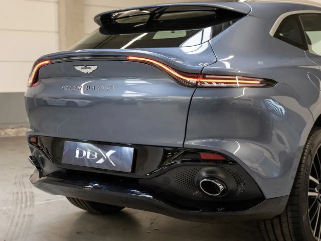Aston Martin DBX Concours Blue Dark Knight