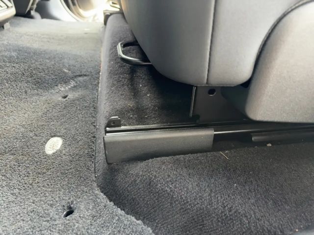 Land Rover Discovery D300 HSE