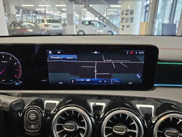 Mercedes-Benz CLA 180 AMG Line