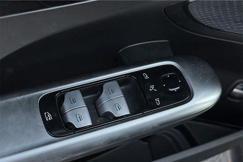 Mercedes-Benz C 220 AMG Line C 220 d Sedan