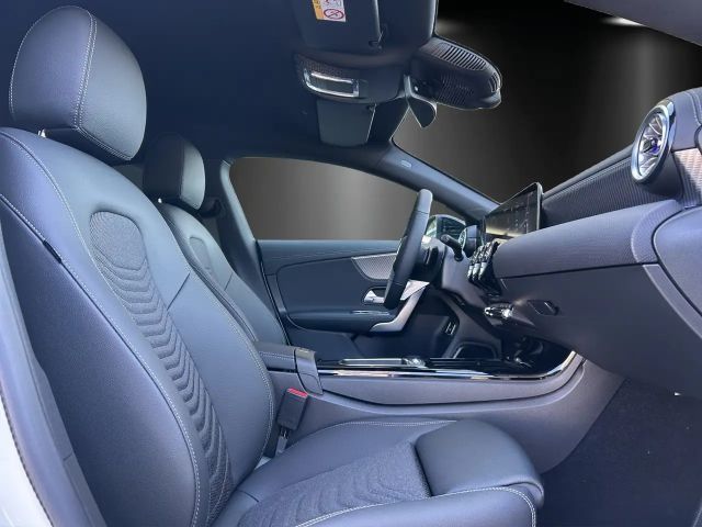 Mercedes-Benz CLA 200 CLA 200 d Shooting Brake