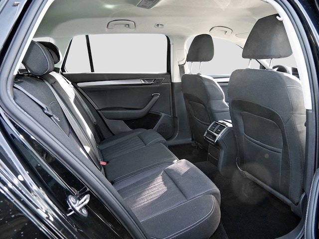 Skoda Superb 2.0 TDI Combi Style Style