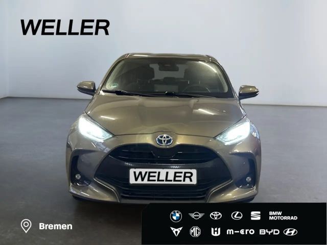 Toyota Yaris Hatchback Hybride Team D