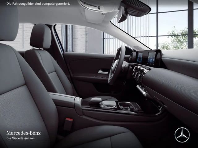 Mercedes-Benz A 250 A 250 e