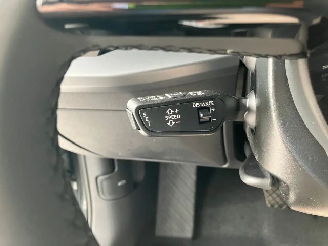 Audi A3 45 TFSI Hybride S-Line Sedan