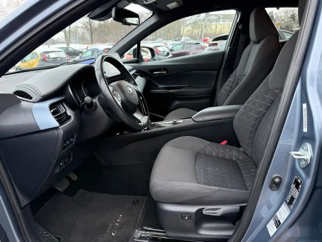 Toyota C-HR Hybride Team D