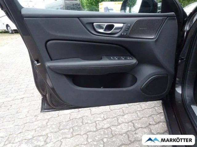 Volvo S60 AWD Dark Recharge Ultimate