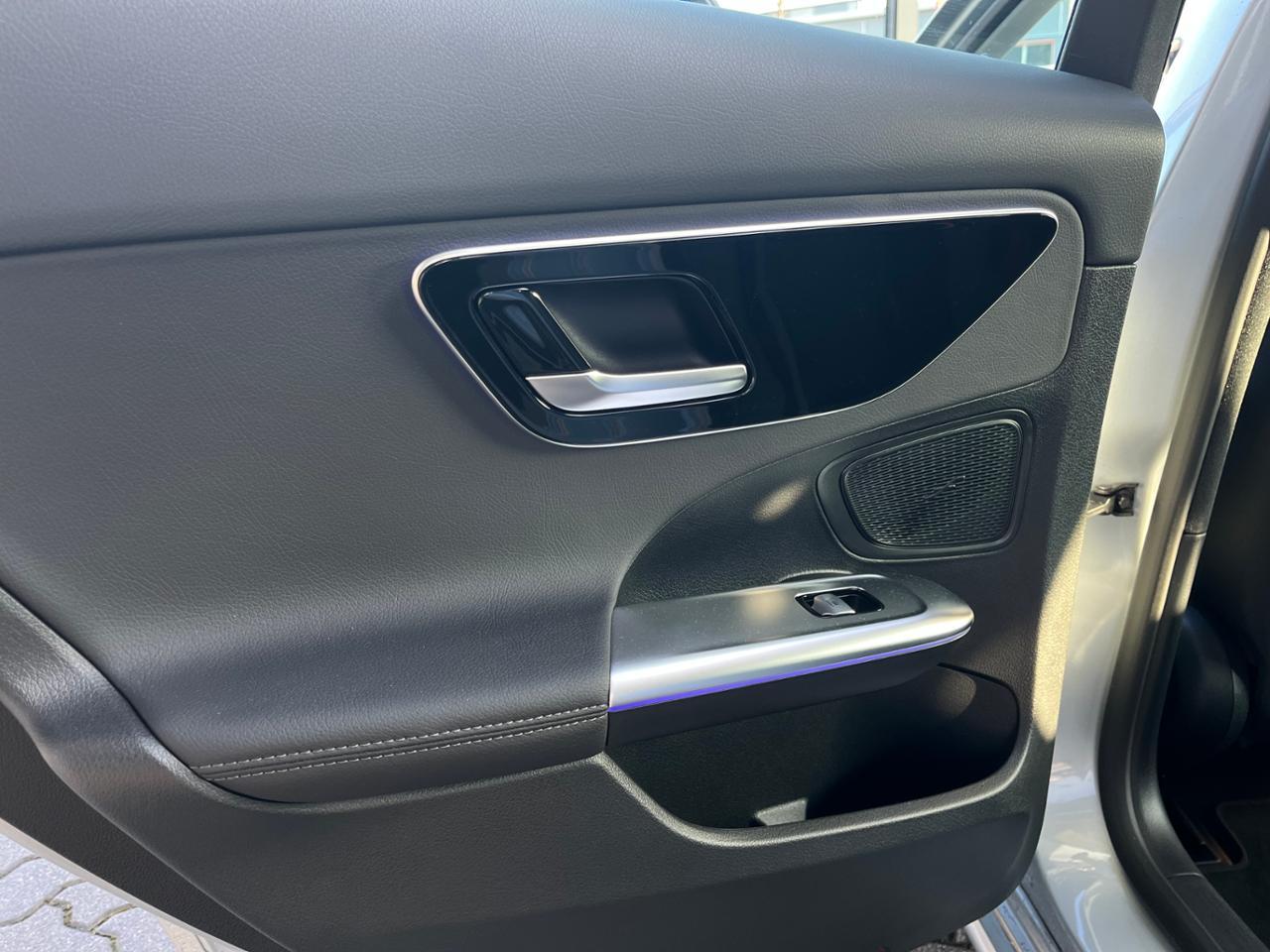 Mercedes-Benz C 200 AVANTGARDE Estate