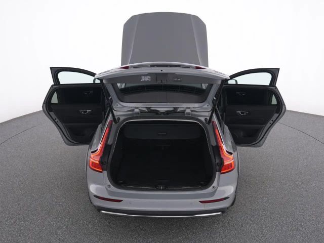 Volvo V60 Cross Country AWD Plus