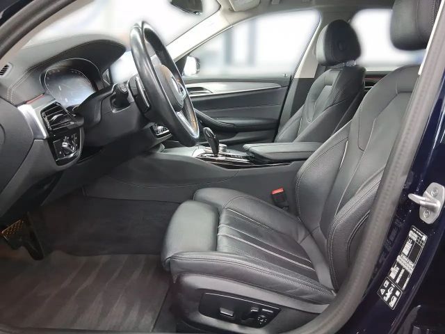 BMW 530 530d Luxury Line xDrive