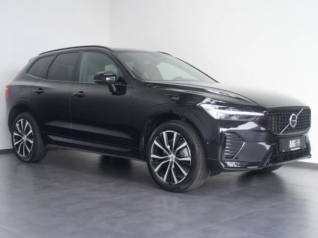 Volvo XC60 AWD Dark Plus