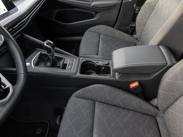 Volkswagen Golf 1.5 TSI Life Variant