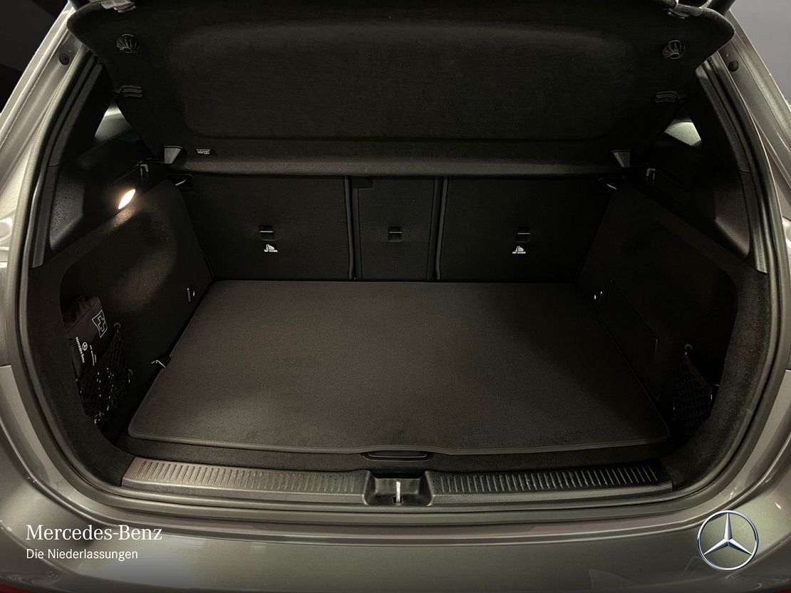 Mercedes-Benz B 200 Sedan