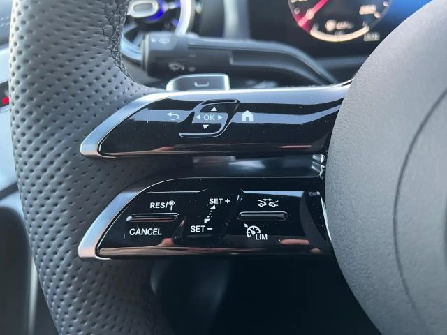 Mercedes-Benz CLA 180 AMG Line Coupé