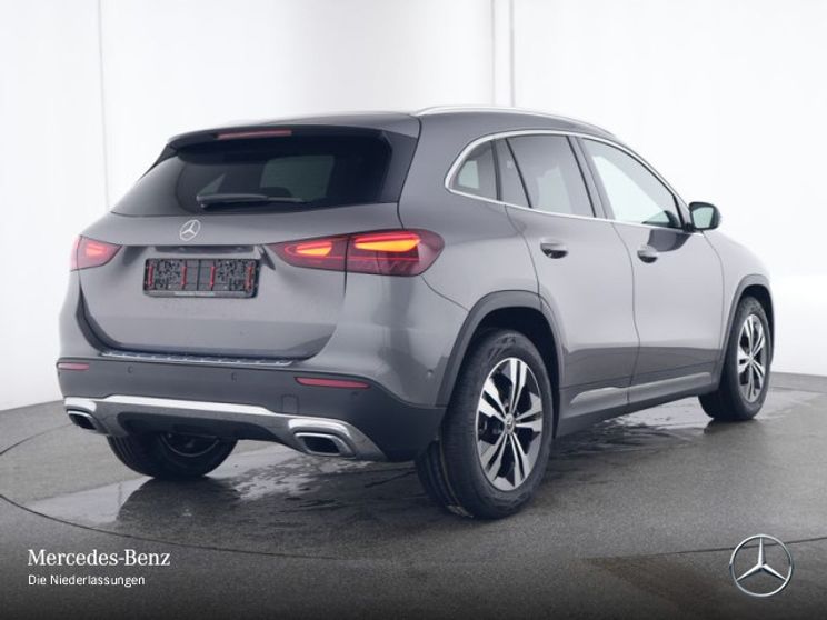 Mercedes-Benz GLA 180 Progressive