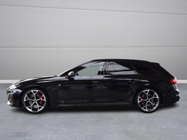 Audi RS4 Avant Quattro