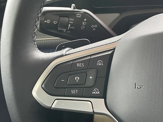 Volkswagen Passat ACT Business DSG Variant