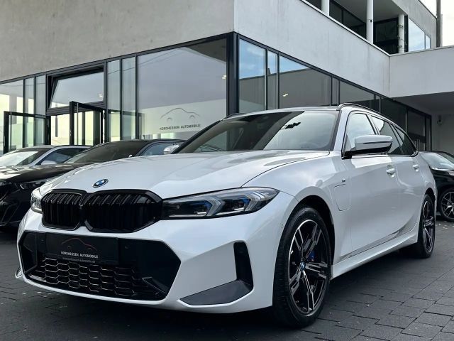 BMW 330 330e M-Sport Touring