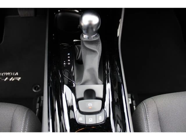 Toyota C-HR Hybride Team D