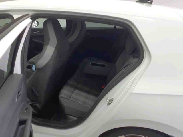 Volkswagen Golf 2.0 TDI GTD IQ.Drive