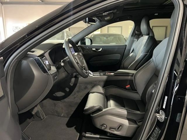 Volvo XC60 AWD Dark Plus Recharge T6