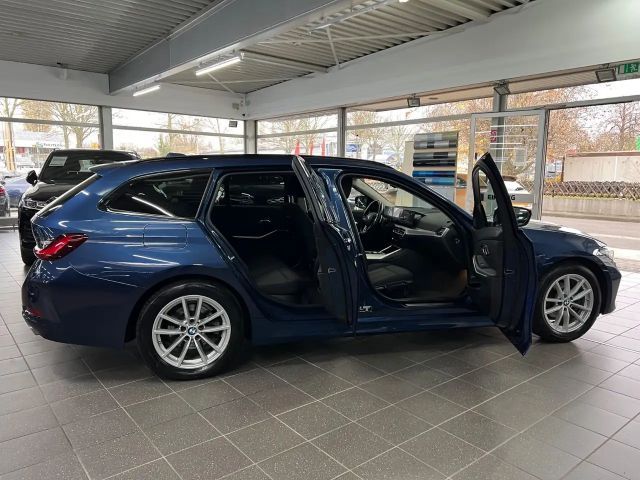 BMW 318 318d Touring