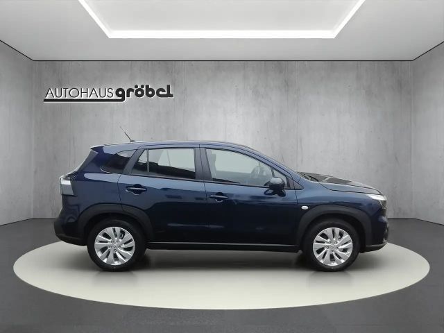 Suzuki S-Cross Hybrid