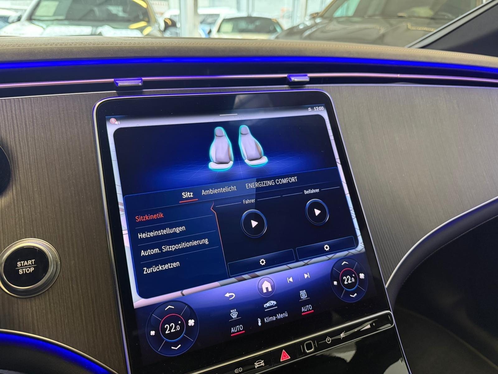 Mercedes-Benz EQE 300 Sedan