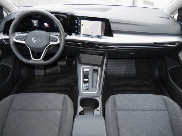 Volkswagen Golf Life Variant