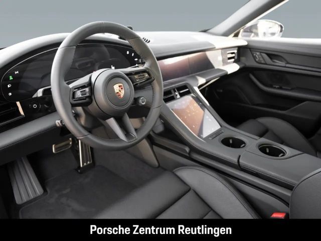 Porsche Taycan 4S Cross Turismo